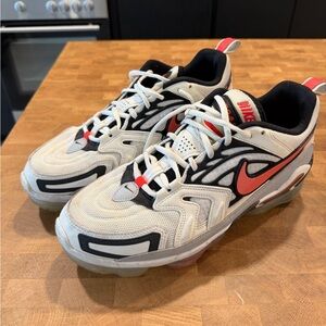 Nike Vapor Max Sneakers in White and Red